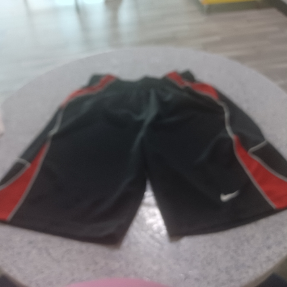Nike Shorts Size Medium Color Black And Red Striped